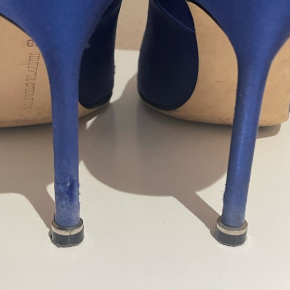 Manolo Blahnik Hangisi - Picture 4 of 11